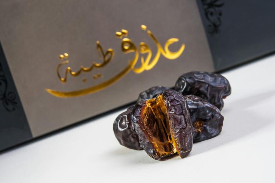 تمر عجوة المدينة 800 جرام — صورة 1