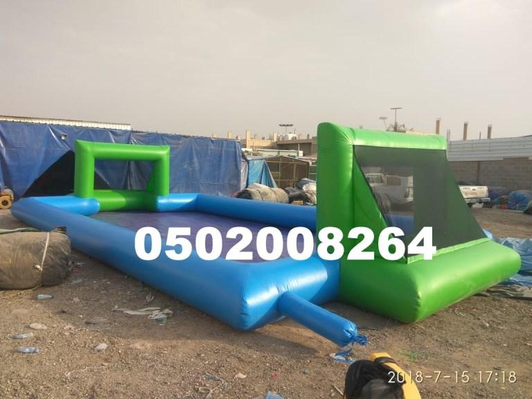 ملعب صابوني ارضية نفخ مع — صورة 1