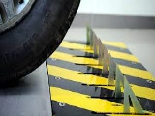 مطبات شوكية للاطارات — صورة 2